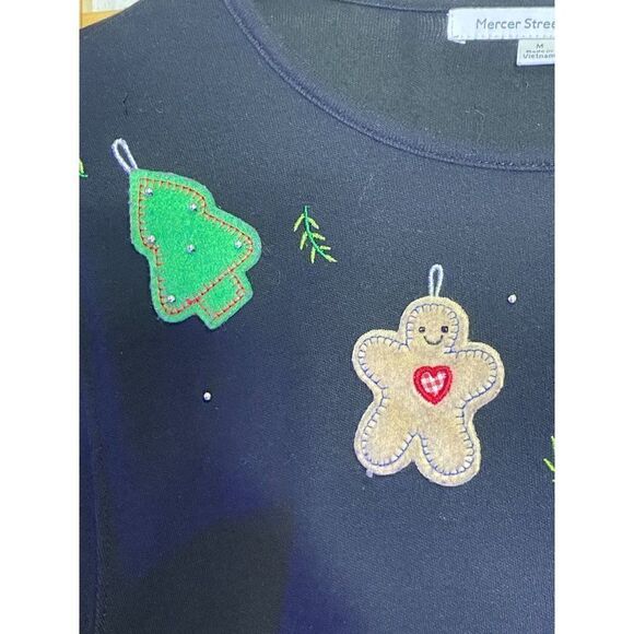 MercerāStreetāStudioāMedĀ ChristmasāTee - Picture 5 of 16
